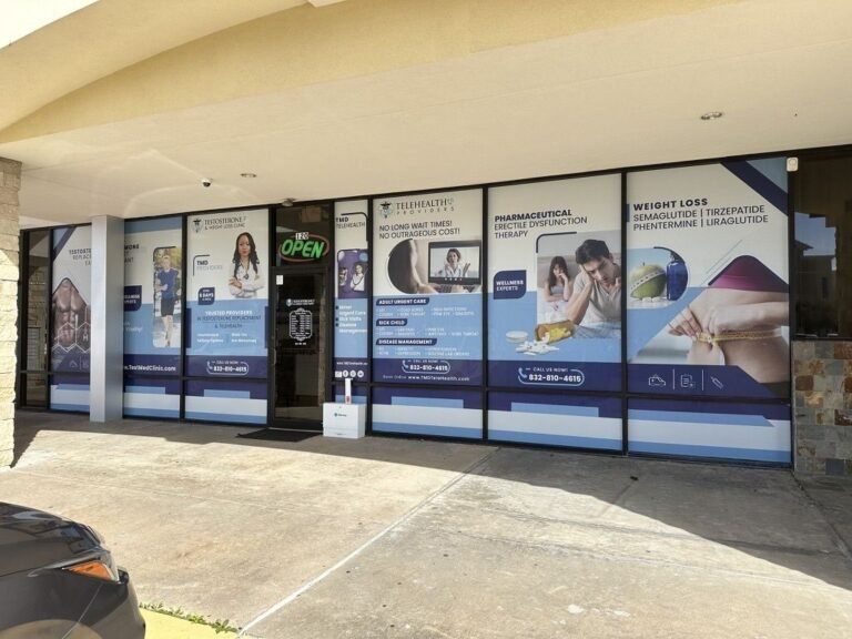 Medical & Dental Clinics graphics by Sign of America in Houston